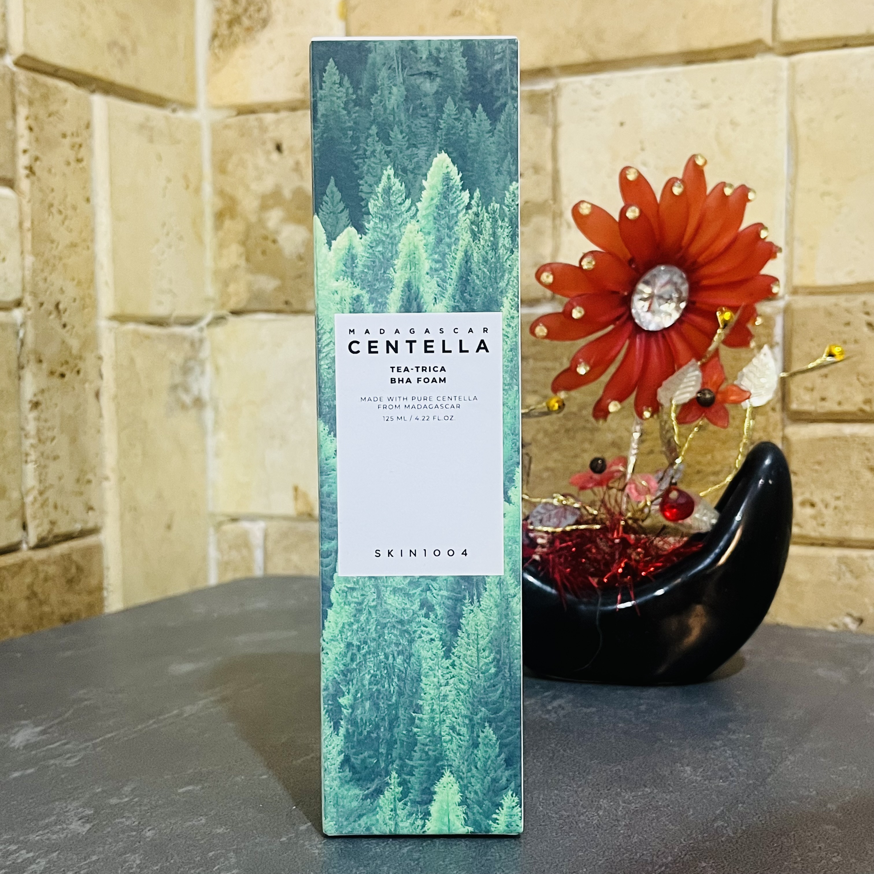 فوم شستشوی لایه بردار Centella Tea-Trica BHA Foam از برند SKIN1004
